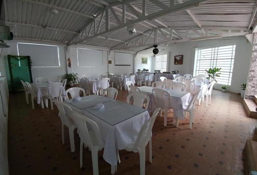 Hotel Quinta Casa Blanca | Melgar | Tolima | Colombia 9