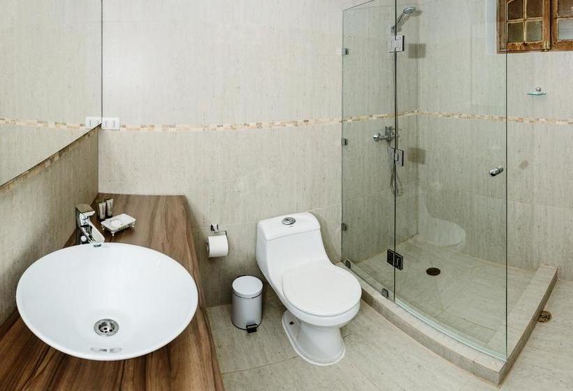 Hotel Hoja De Parra | Santa Cruz | O'Higgins | Chile 5