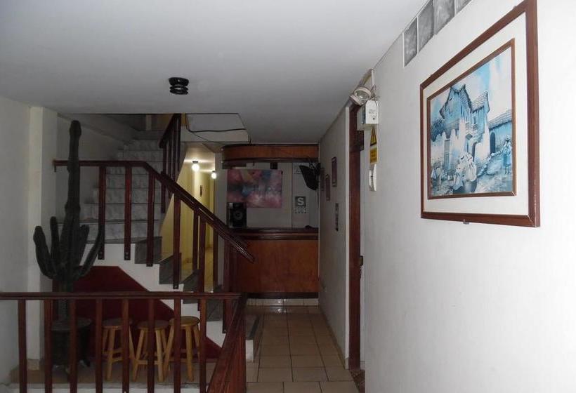 Albergue Backpacker Love | Huanchaco | Trujillo | Perú 9