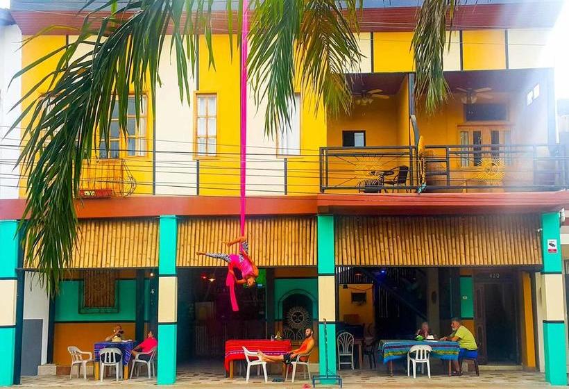 Coco Bongo Hostel