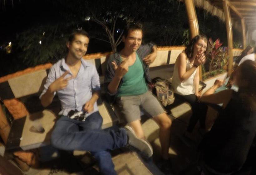 Kiwi Hostel Montanita | Montañita | Santa Elena | Ecuador 11