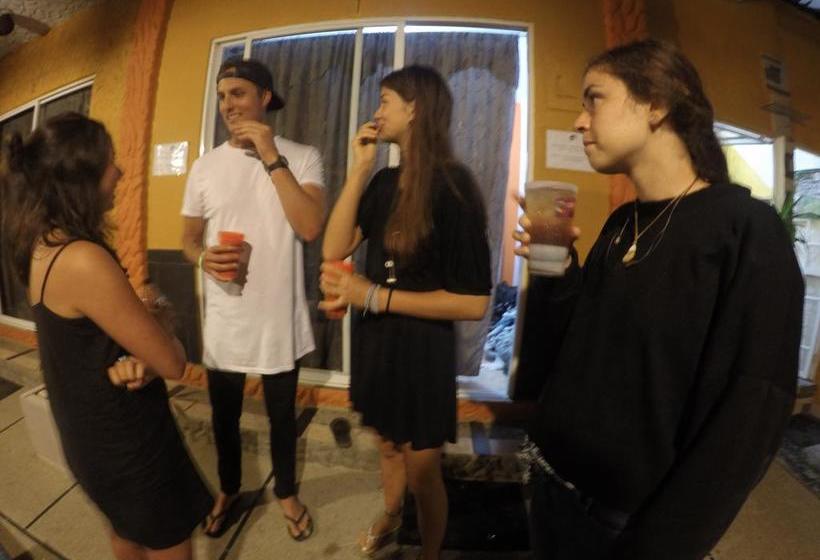 Kiwi Hostel Montanita | Montañita | Santa Elena | Ecuador 15