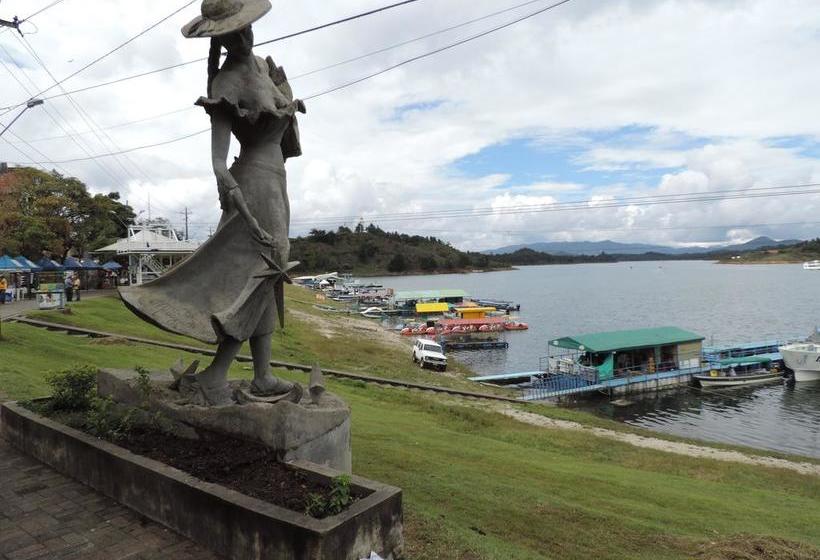La Casona Hostel | Guatapé | Antioquia | Colombia 6