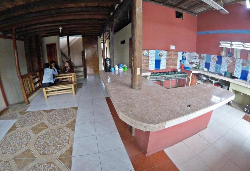 Hotel Morrison | Montañita | Santa Elena | Ecuador 2