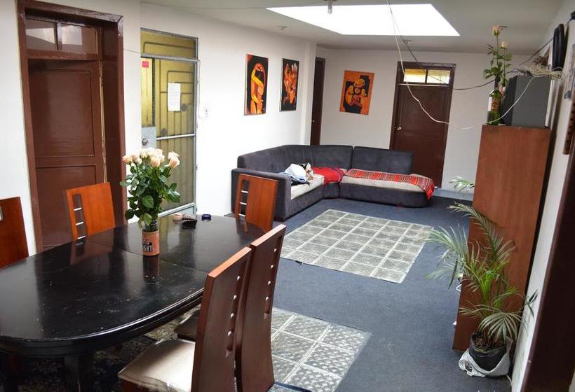 Albergue Latinos Brothers House | Quito | Pichincha | Ecuador 8