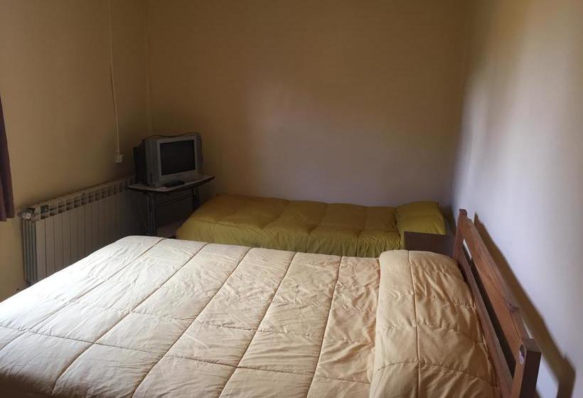 Albergue Hostal Balmaceda | Punta Arenas | Magallanes y Antartica | Chile 17