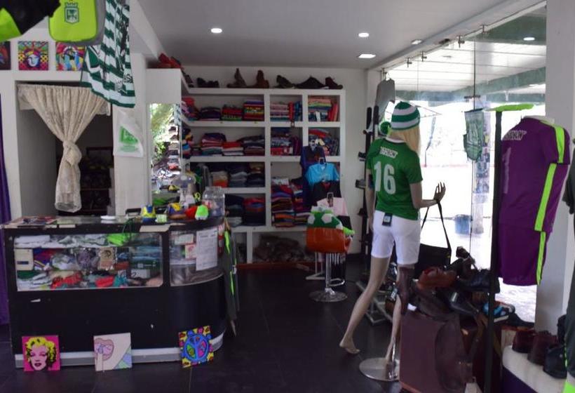 Hotel Deportivo Y Recreativo Los Gemelos | Villavicencio | Meta | Colombia 2