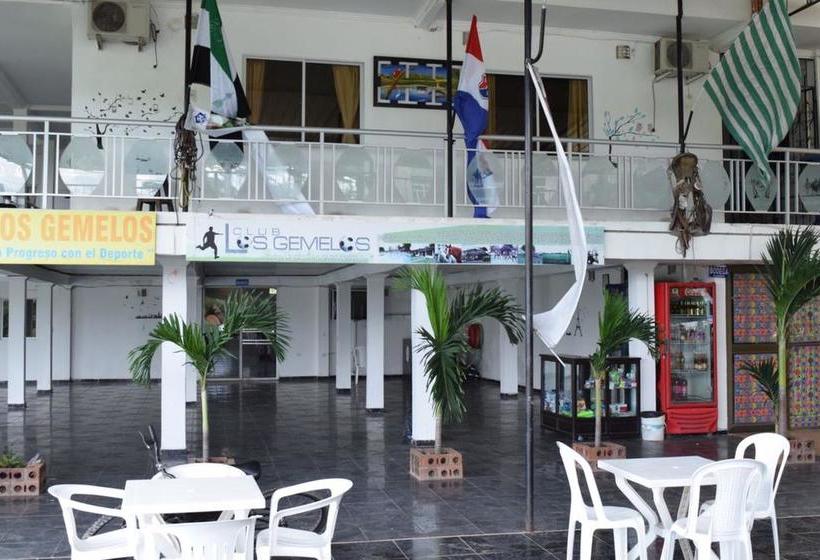 Hotel Deportivo Y Recreativo Los Gemelos | Villavicencio | Meta | Colombia 3