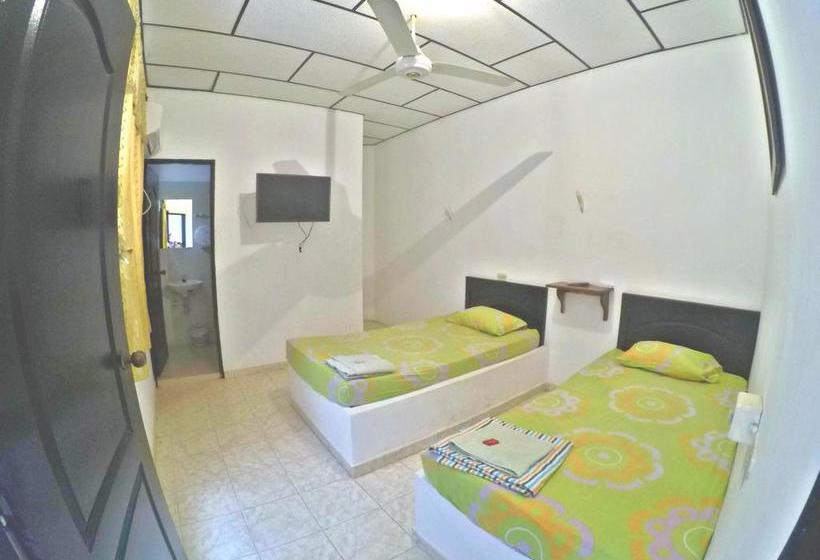 Hotel Cacique De Mompox | Mompos | Bolivar | Colombia 11