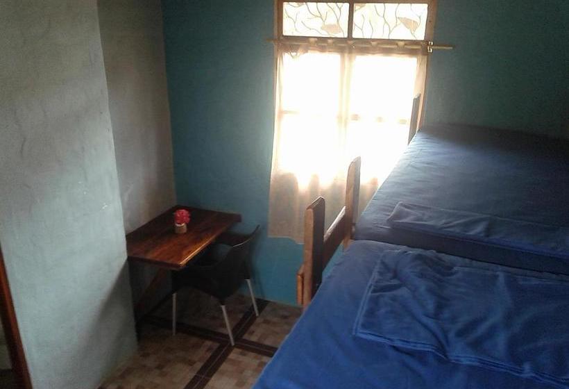 Albergue Mary Fun | Montañita | Santa Elena | Ecuador 15