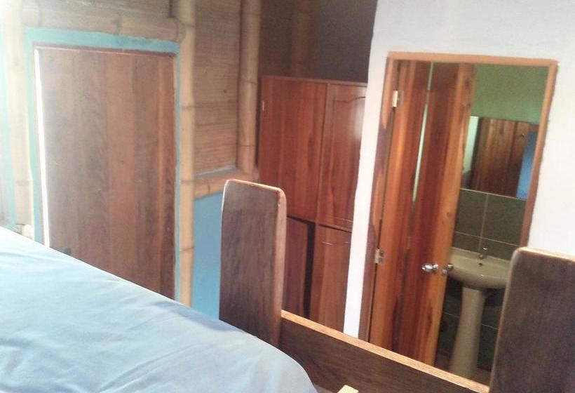 Albergue Mary Fun | Montañita | Santa Elena | Ecuador 6