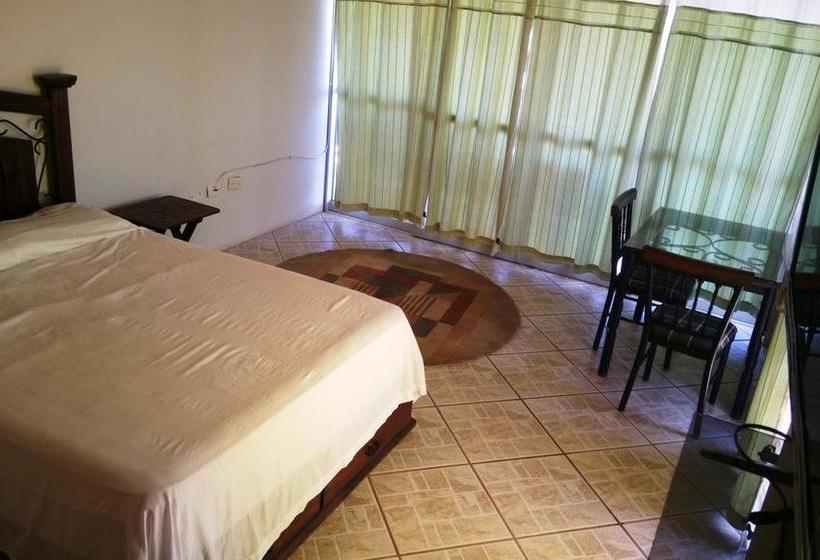 Hotel Costa Beach | Zorritos | Contralmirante Villar | Perú 1