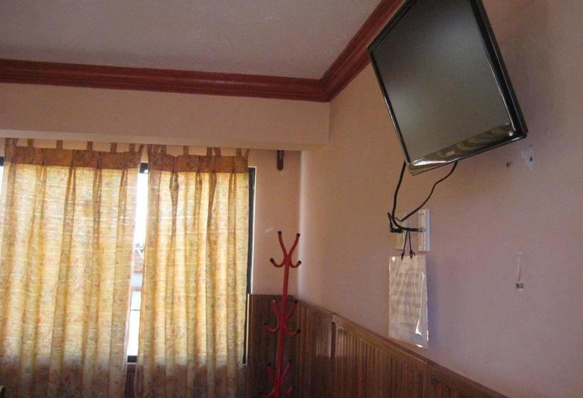 Albergue Hostal Valle Hermoso Ii | Tupiza | Bolivia | América del Sur 11