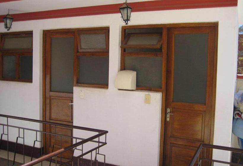 Albergue Hostal Valle Hermoso Ii | Tupiza | Bolivia | América del Sur 8