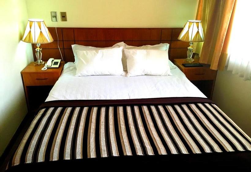 Travel International Hostel Café | Viña del Mar | Valparaiso | Chile 18