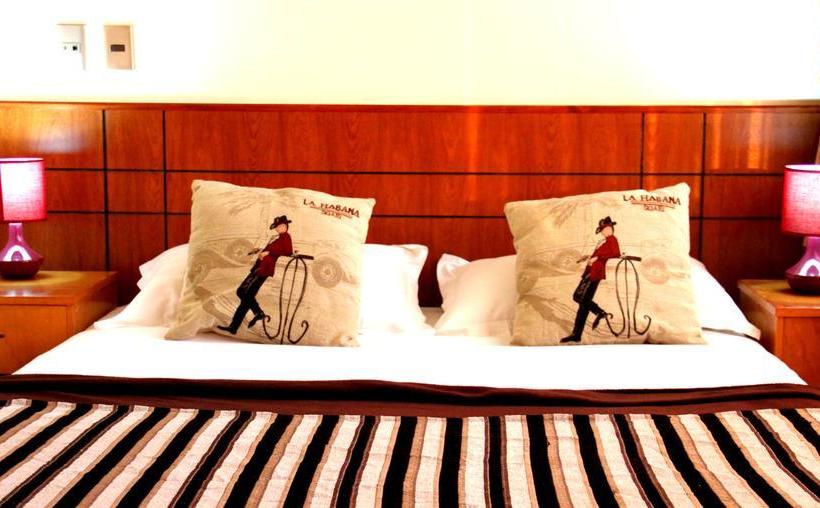 Travel International Hostel Café | Viña del Mar | Valparaiso | Chile 4