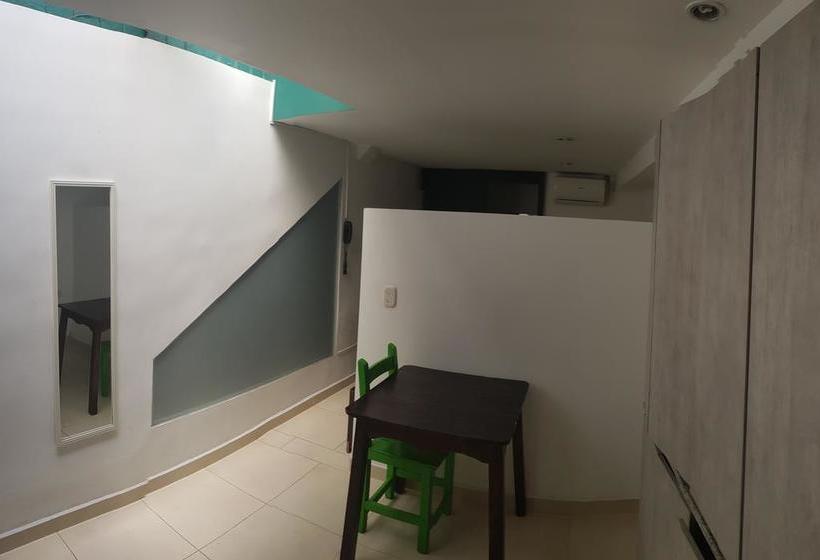 Hotel Pixel House Hospedaje | El Poblado | Antioquia | Colombia 2