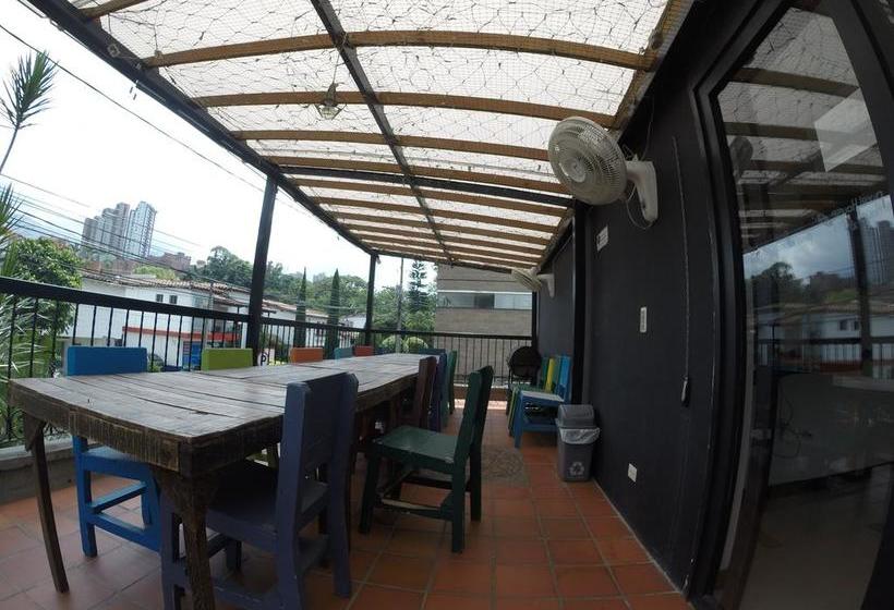 Hotel Pixel House Hospedaje | El Poblado | Antioquia | Colombia 5