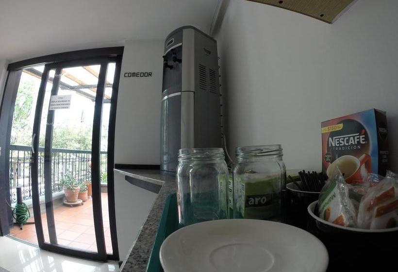 Hotel Pixel House Hospedaje | El Poblado | Antioquia | Colombia 6