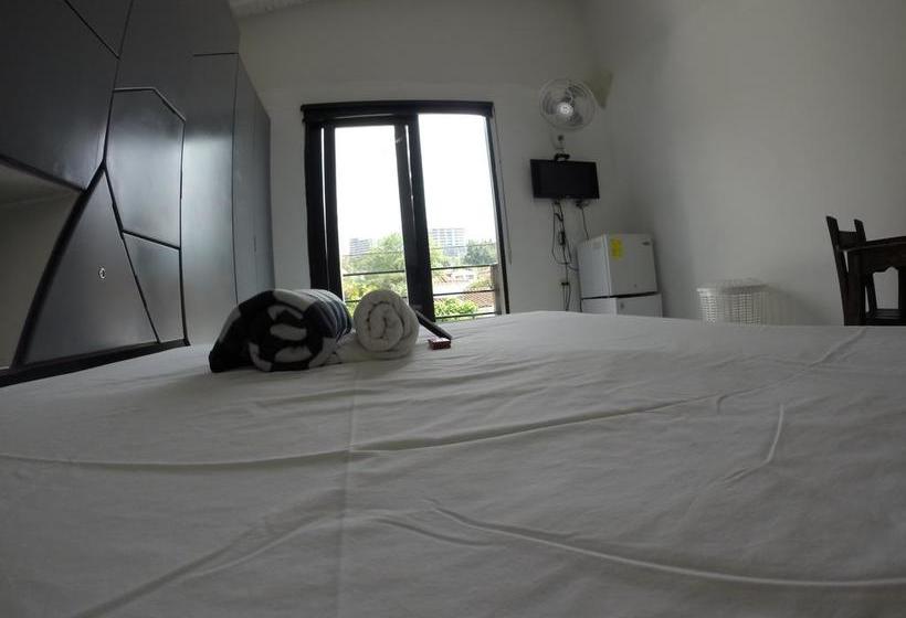 Hotel Pixel House Hospedaje | El Poblado | Antioquia | Colombia 9