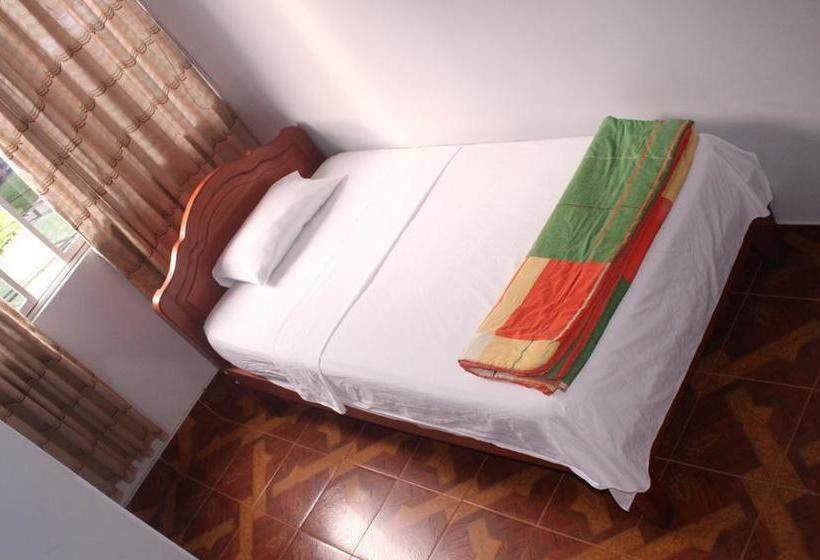 Hotel Hostal Wassiki Leoncio Prado