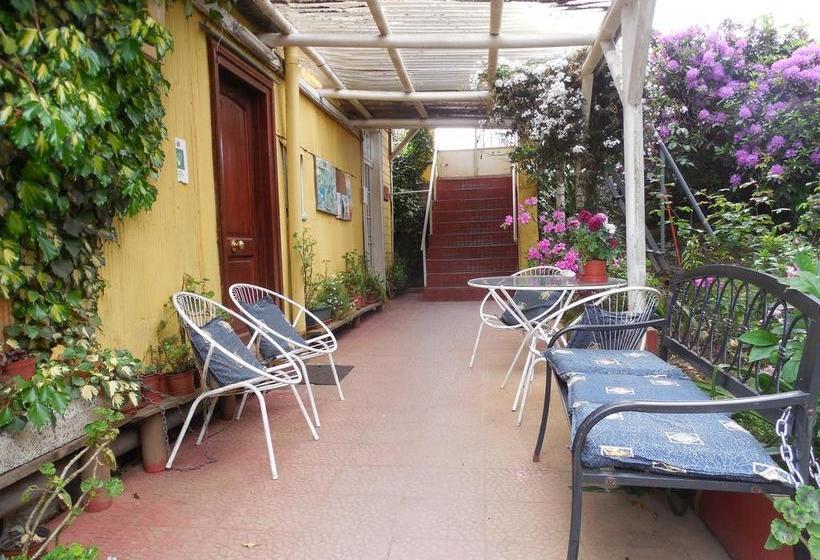 Albergue Hostal Y Cabañas Villa Beauchef | Valdivia | Los Lagos | Chile 1