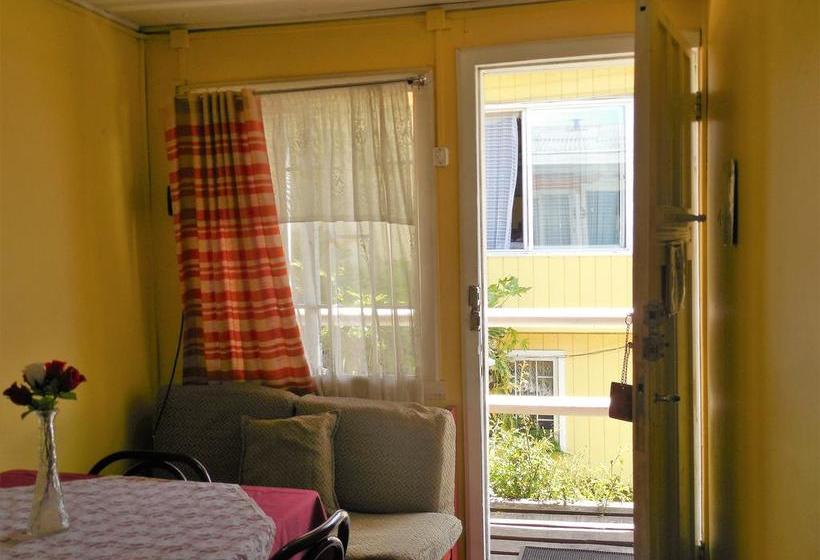 Albergue Hostal Y Cabañas Villa Beauchef | Valdivia | Los Lagos | Chile 10