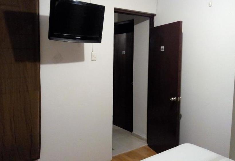 Albergue Hospederia Calle 5 | Callao | Provincia Constitucional del Callao | Perú 10