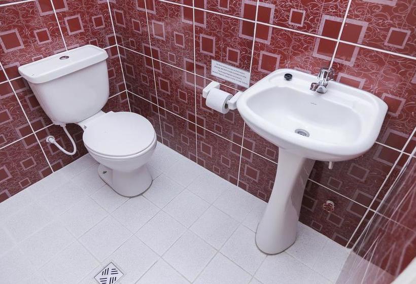 Albergue Hostal Punta Arenas | Tarija | Bolivia | América del Sur 6