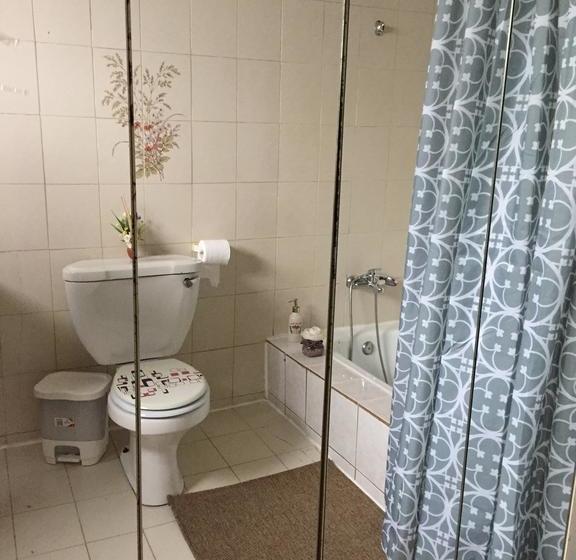 Albergue Hostal Gran Avenida | Punta Arenas | Magallanes y Antartica | Chile 11