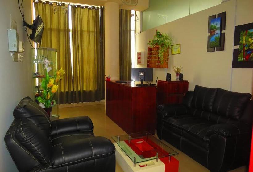 Albergue Hostal Los Cedros | Puerto Maldonado | Tambopata | Perú 2