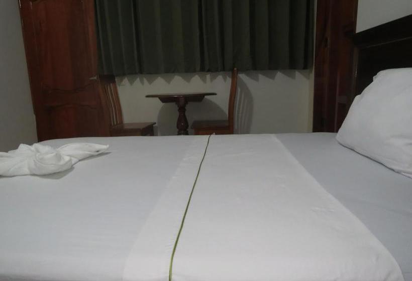 Albergue Hostal Los Cedros | Puerto Maldonado | Tambopata | Perú 20