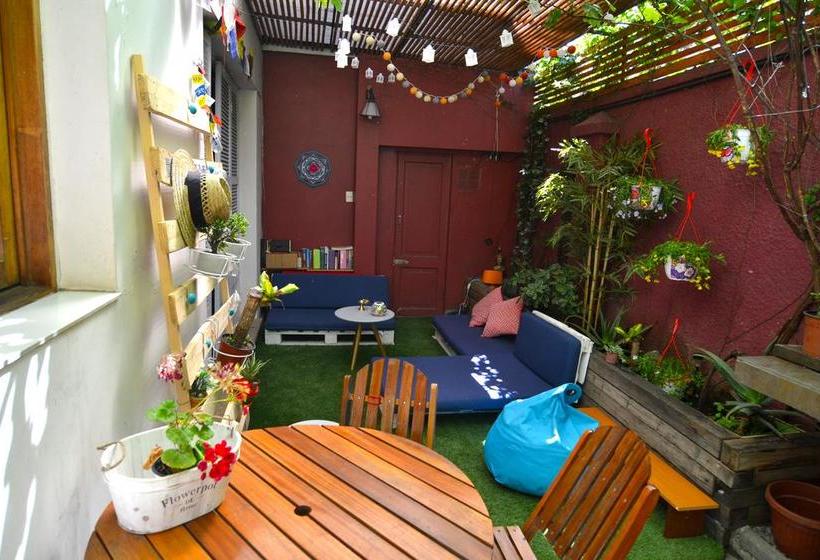 Yogi Hostel | Santiago de Chile | Santiago | Chile 1