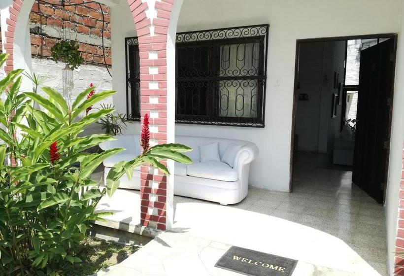 Bed and Breakfast Casa Alexandra | Bahia de Caraquez | Manabí | Ecuador 1