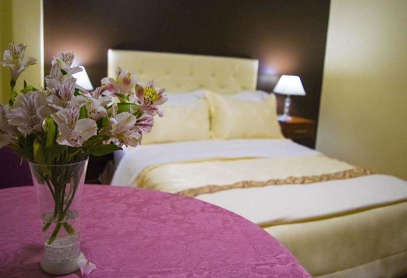 Hotel Boutique Castilla De Léon Cuenca Azuay