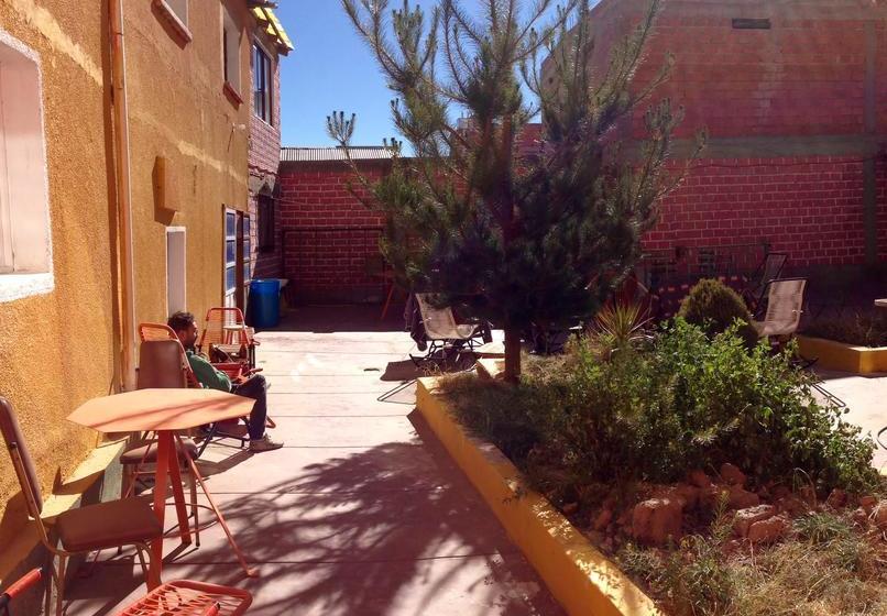 Albergue The Koala Den | Potosí | Bolivia | América del Sur 11