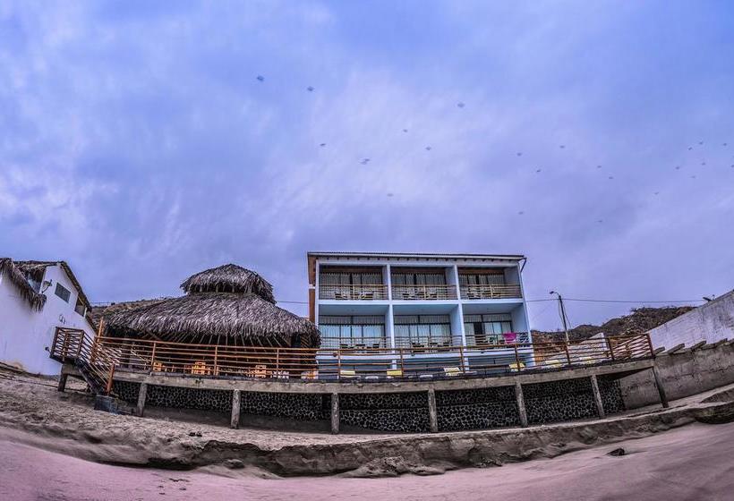 Akas Hotel Apartamentos | Canoas de Punta Sal | Contralmirante Villar | Perú 16