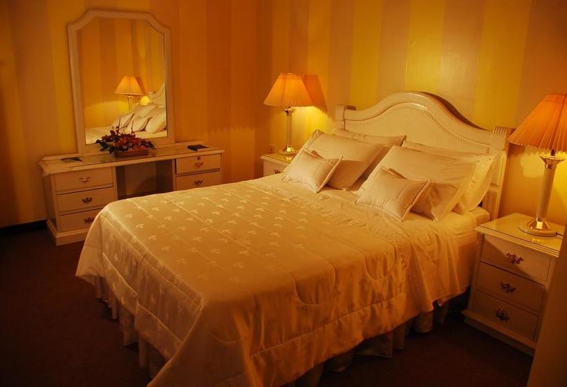 Hotel El Salvador | Tarija | Bolivia | América del Sur 1