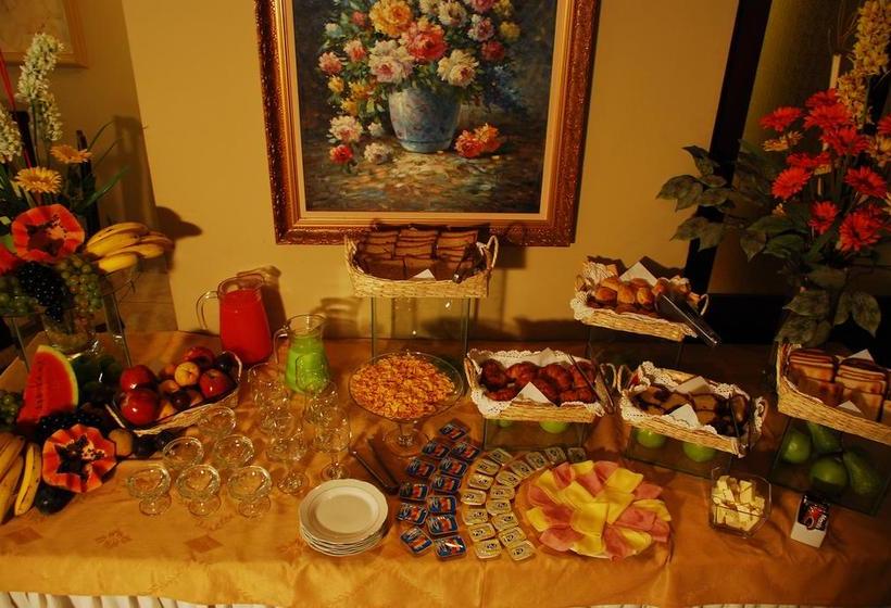 Hotel El Salvador | Tarija | Bolivia | América del Sur 14