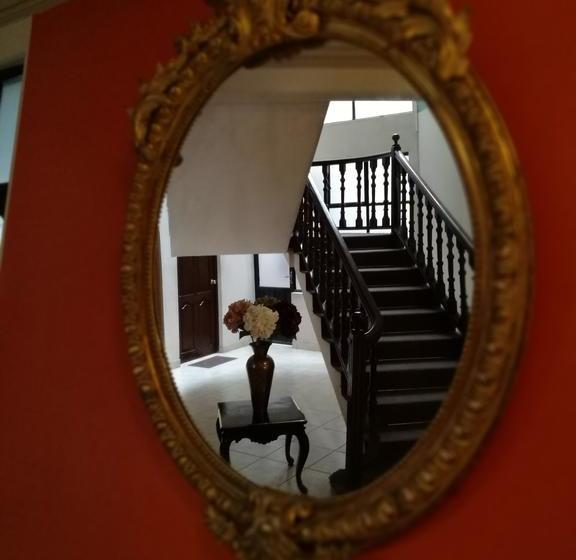 Hotel El Salvador | Tarija | Bolivia | América del Sur 20