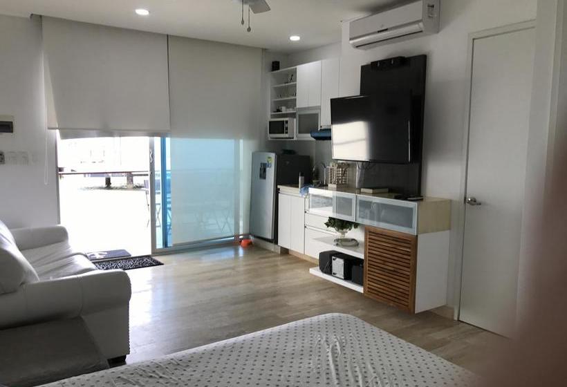 Hotel Cabaña En Agua