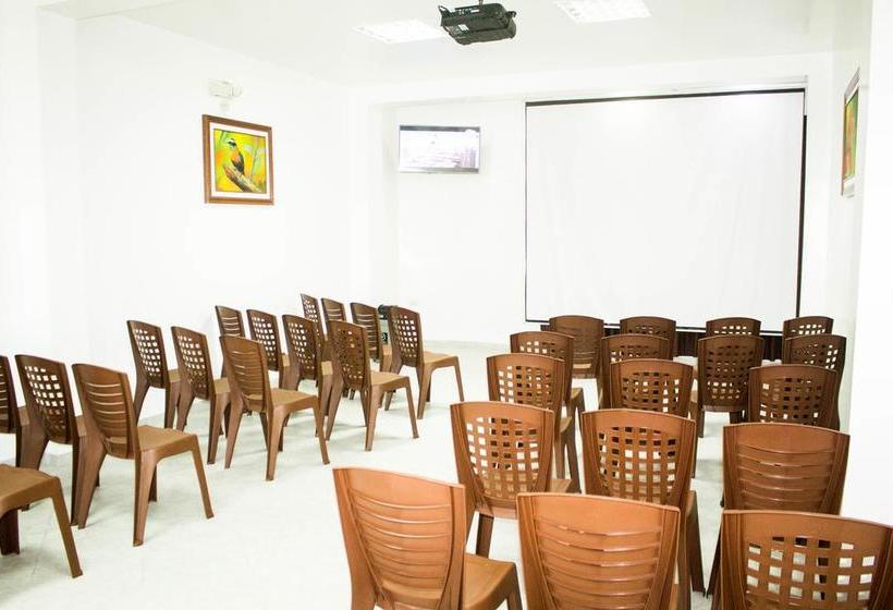 Hotel Alojamiento El Cardenal | Iquitos | Maynas | Perú 1