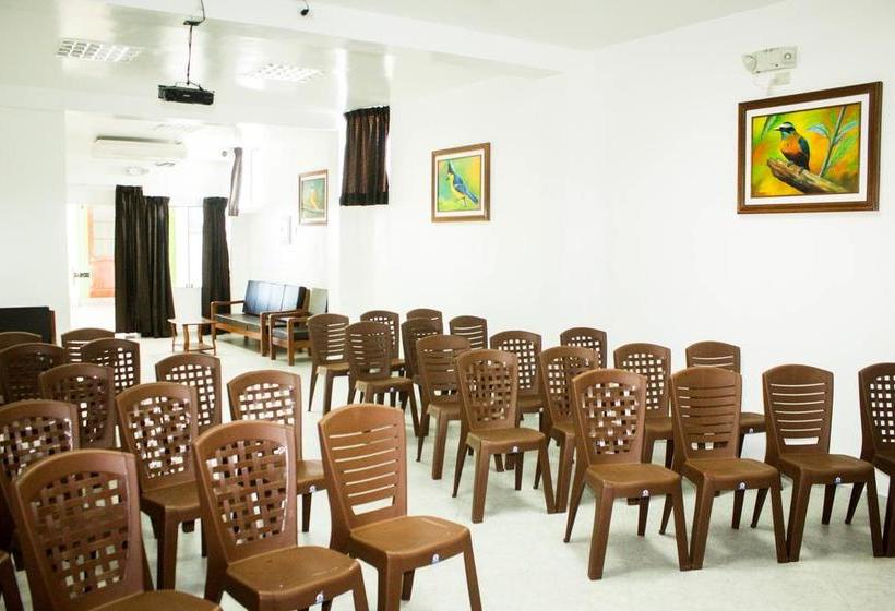 Hotel Alojamiento El Cardenal | Iquitos | Maynas | Perú 2