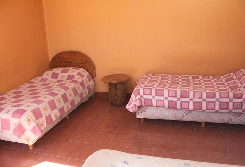 Albergue Hostal Coronel Pedro Arraya | Tupiza | Bolivia | América del Sur 16