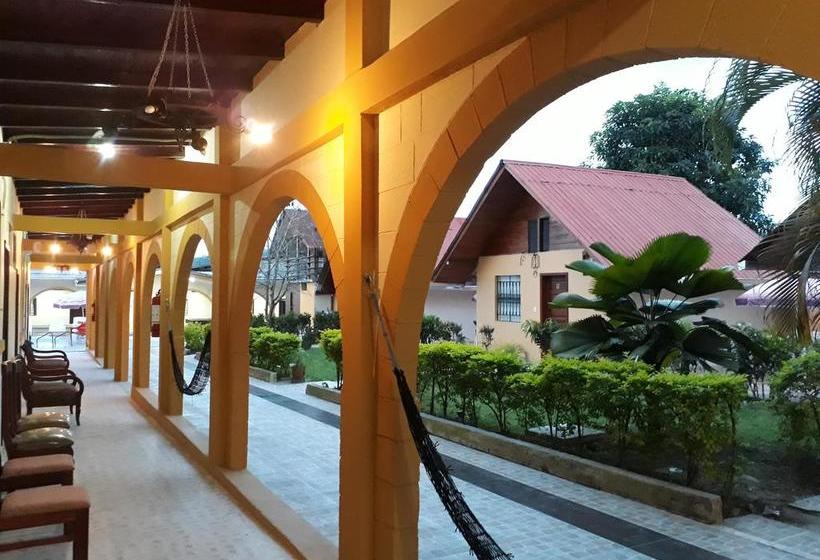 Hotel Salamandra S Suites & | Tena | Napo | Ecuador 10