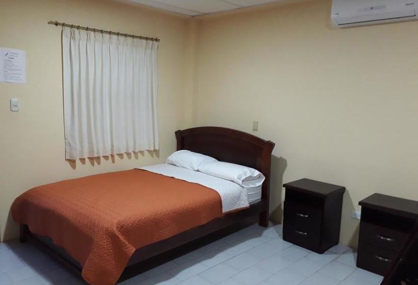 Hotel Salamandra S Suites & | Tena | Napo | Ecuador 9