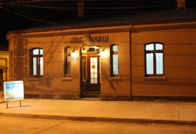 Hotel Yellow Submarine | Punta Arenas | Magallanes y Antartica | Chile 14