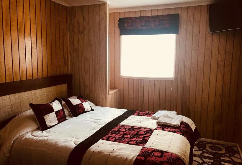 Hotel Yellow Submarine | Punta Arenas | Magallanes y Antartica | Chile 2