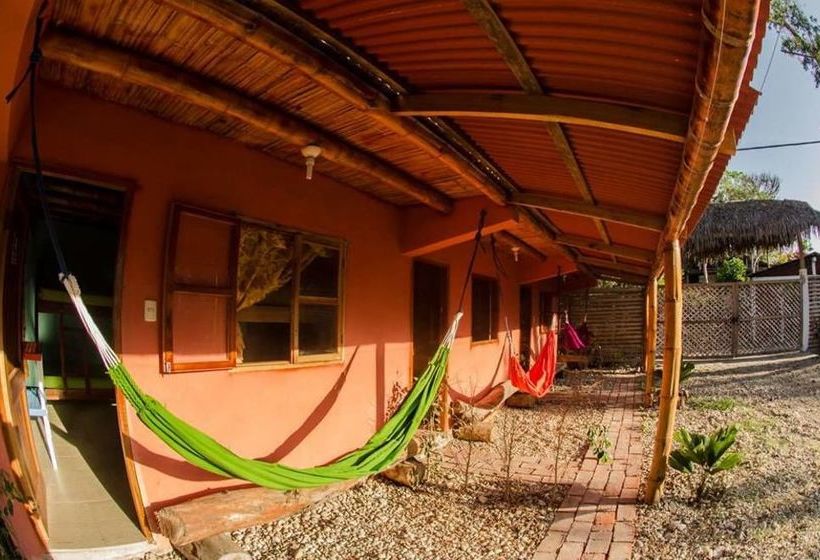 Sol Playa Cafe Hostel | Montañita | Santa Elena | Ecuador 1