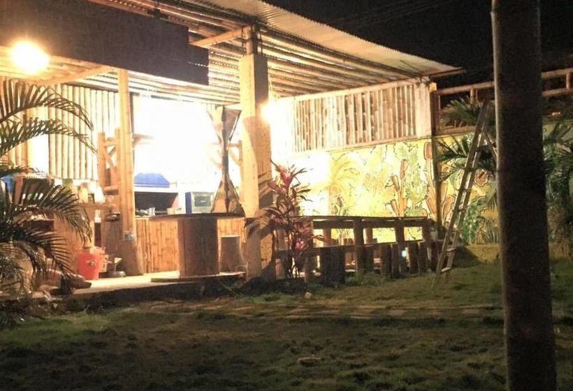 Sol Playa Cafe Hostel | Montañita | Santa Elena | Ecuador 12